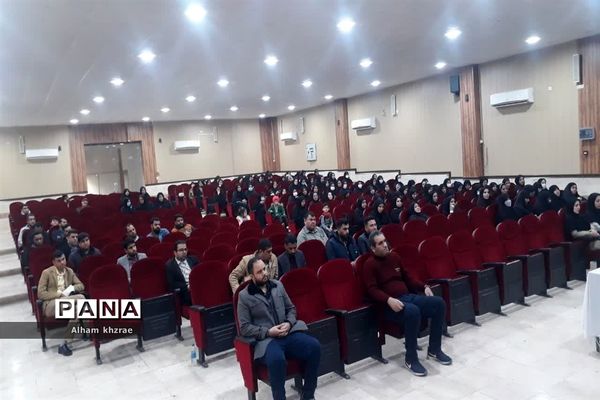 برگزاری دوره های ضمن‌خدمت بررسی مسائل تربیتی اجتماعی دانش‌آموزان ویژه فرهنگیان شادگان