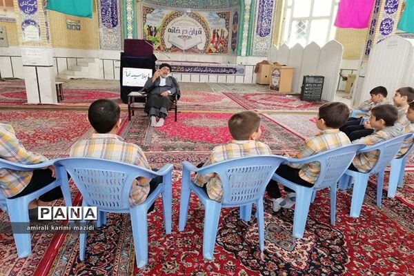برگزاری اجلاسیه نماز ‌دبستان‌ پسرانه غنچه‌های ولایت ناحیه 3  شیراز