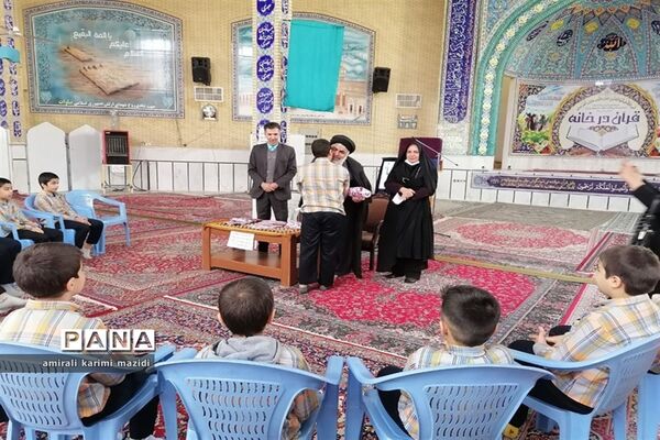برگزاری اجلاسیه نماز ‌دبستان‌ پسرانه غنچه‌های ولایت ناحیه 3  شیراز
