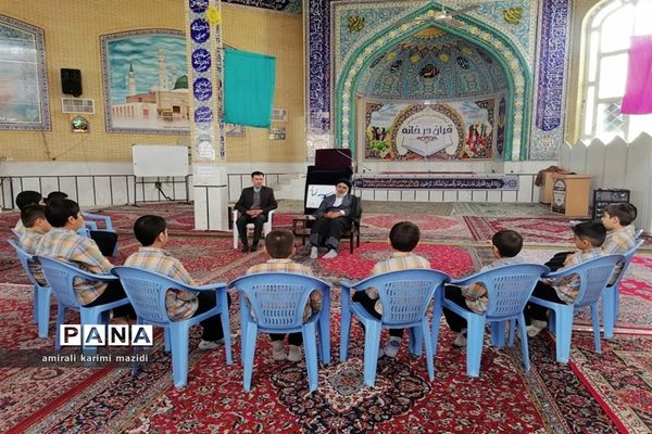 برگزاری اجلاسیه نماز ‌دبستان‌ پسرانه غنچه‌های ولایت ناحیه 3  شیراز