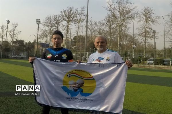 بازی خیرخواهانه فوتبال به نفع کودکان سرطانی