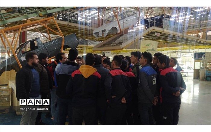 اردوی راهیان پیشرفت هنرجویان فیروزه این بار در ایران خودرو خراسان 