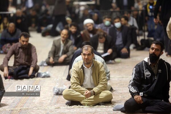 مراسم گرامیداشت شهدای «سرود پرواز» در حرم حضرت معصومه(س)