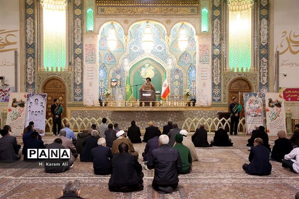 مراسم گرامیداشت شهدای «سرود پرواز» در حرم حضرت معصومه(س)