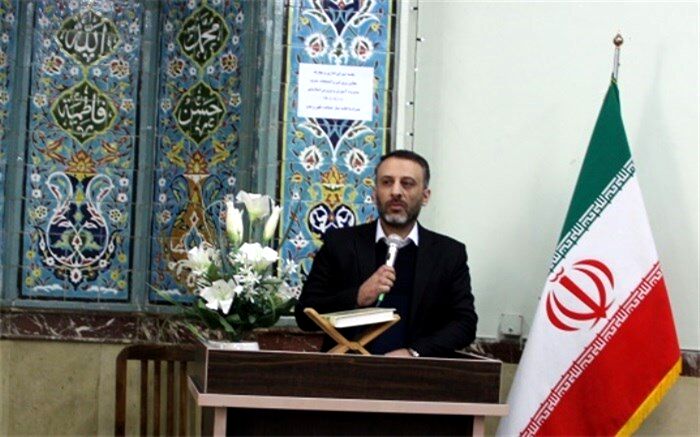 ضرورت برگزاری نشست‌های تربیتی در راستای تربیت دینی دانش‌آموزان