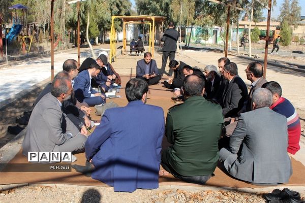 کاردوی نمایشگاه مدرسه انقلاب ویژه پسران در قم-2