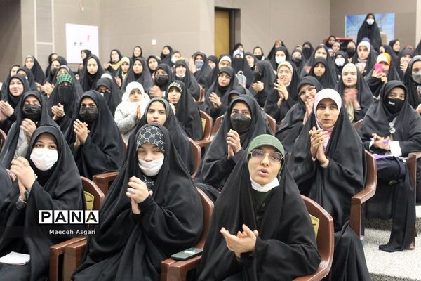 کاردوی آموزشی نمایشگاه مدرسه انقلاب ویژه دختران در قم-3