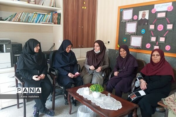 برگزاری جلسات  پیش‌اجلاس و کمیته نماز در مدارس رودهن