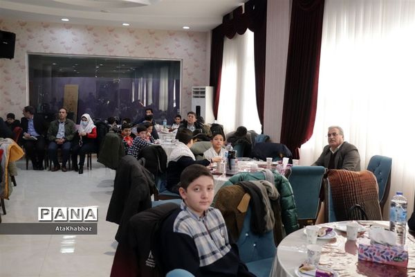 آیین اختتامیه جشنواره عهد دانش‌آموزان دبستانی با حاج قاسم در تبریز