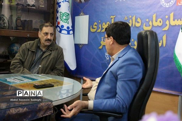 بازدید مدیر امور مالی سازمان دانش‌آموزی کشور از بوشهر