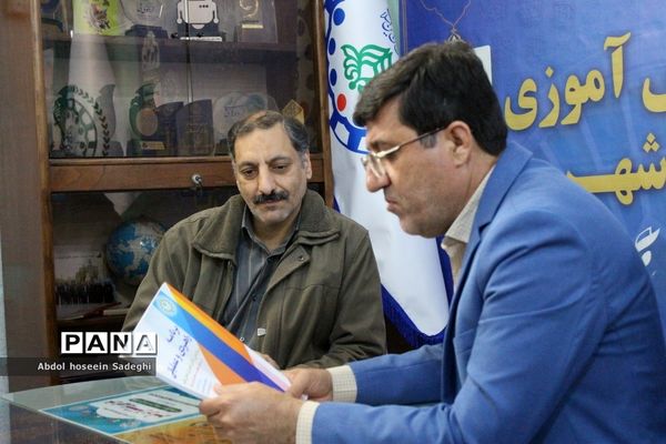 بازدید مدیر امور مالی سازمان دانش‌آموزی کشور از بوشهر