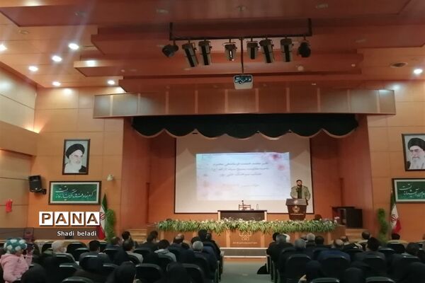 برگزاری جلسه جهاد تبیین در آموزش و پرورش ناحیه یک شیراز