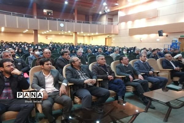 برگزاری جلسه جهاد تبیین در آموزش و پرورش ناحیه یک شیراز