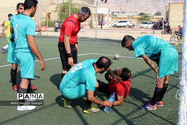 اولین دوره مسابقات مینی فوتبال ( جام پرچم) در استان بوشهر