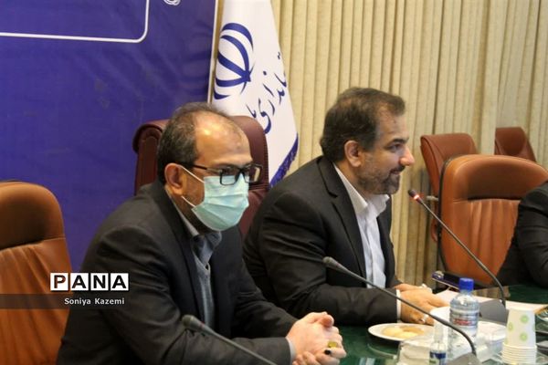 نشست دهه هشتادی‌ها با استاندار مازندران