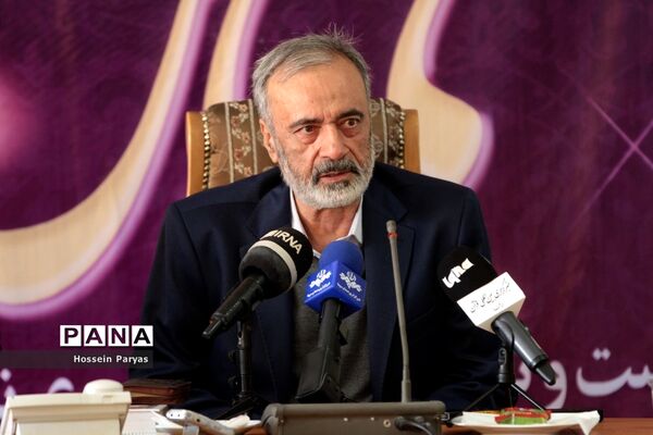 نشست خبری بیست‌ونهمین اجلاس سراسری نماز