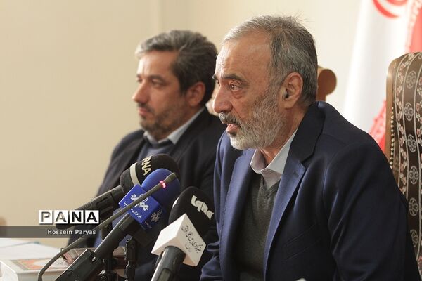 نشست خبری بیست‌ونهمین اجلاس سراسری نماز
