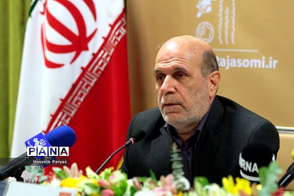 نشست خبری پانزدهمین جشنواره هنرهای تجسمی فجر