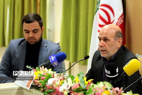 نشست خبری پانزدهمین جشنواره هنرهای تجسمی فجر