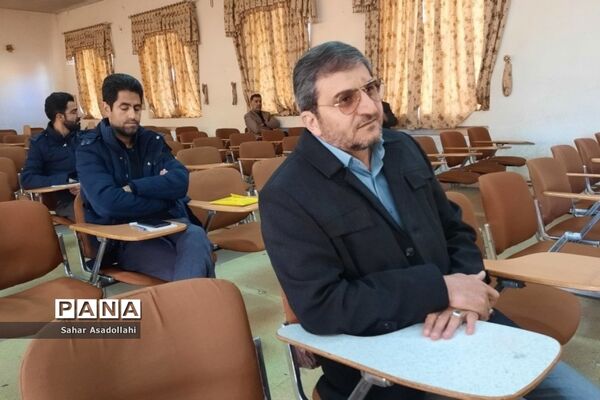 نشست هماهنگی  برنامه‌های «فجر علوی» در دماوند