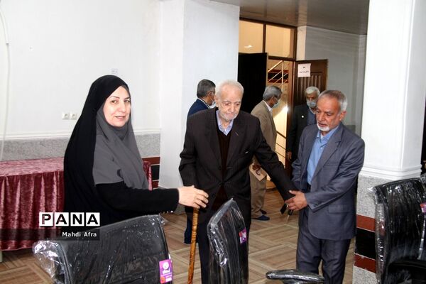 برگزاری آیین رونمایی از کتاب «کار خیر» معرفی ده خیر مدرسه‌ساز بهبهانی