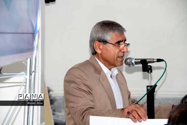برگزاری آیین رونمایی از کتاب «کار خیر» معرفی ده خیر مدرسه‌ساز بهبهانی