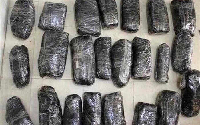 کشف ۱۴۵۰ کیلو تریاک طی عملیات مشترک پلیس در فارس