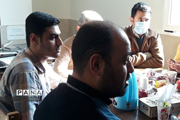 نشست هماهنگی، توجیهی و برنامه‌ریزی‌ بین آموزش و پرورش رودهن  و دفتر امام‌جمعه ‌