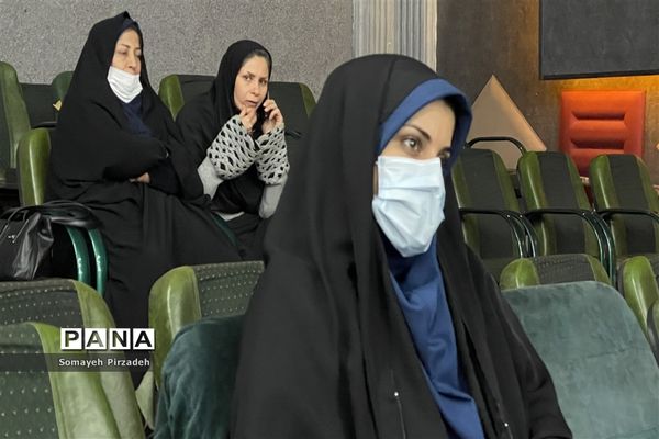 جلسه هماهنگی برنامه‌های دهه فجر در ناحیه یک اهواز