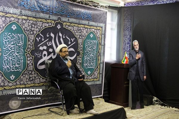 مراسم اقامه عزای دانش‌آموزان آموزشگاه 15خرداد اسلامشهر