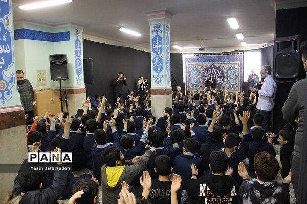 مراسم اقامه عزای دانش‌آموزان آموزشگاه 15خرداد اسلامشهر
