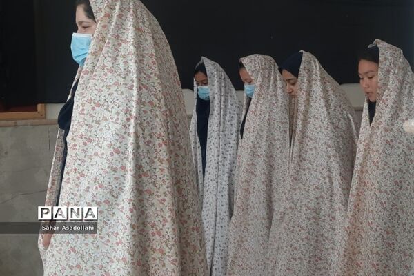 محفل انس با قرآن به‌مناسبت شهادت امام هادی (ع) در سربندان دماوند