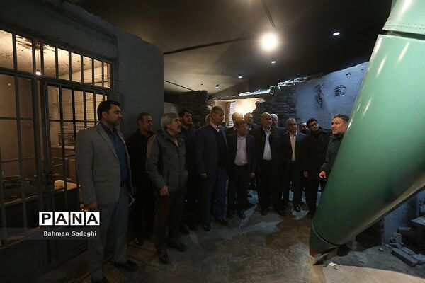 بازدید مدیران سازمان دانش‌آموزی از نمایشگاه دائمی  «پارک ملی هوافضا‌»