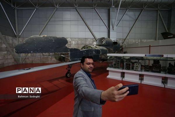 بازدید مدیران سازمان دانش‌آموزی از نمایشگاه دائمی  «پارک ملی هوافضا‌»