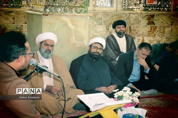 عطر افشانی و غبارروبی بقعه متبرک امامزاده ابرهیم شهرستان ملارد