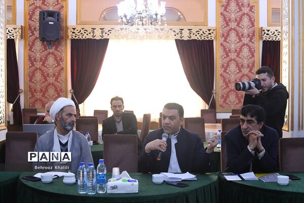 نشست هم‌اندیشی‌ معاونان پرورشی و فرهنگی، روسای ادارات قرآن، عترت و نماز و مدیران سازمان دانش‌آموزی-2