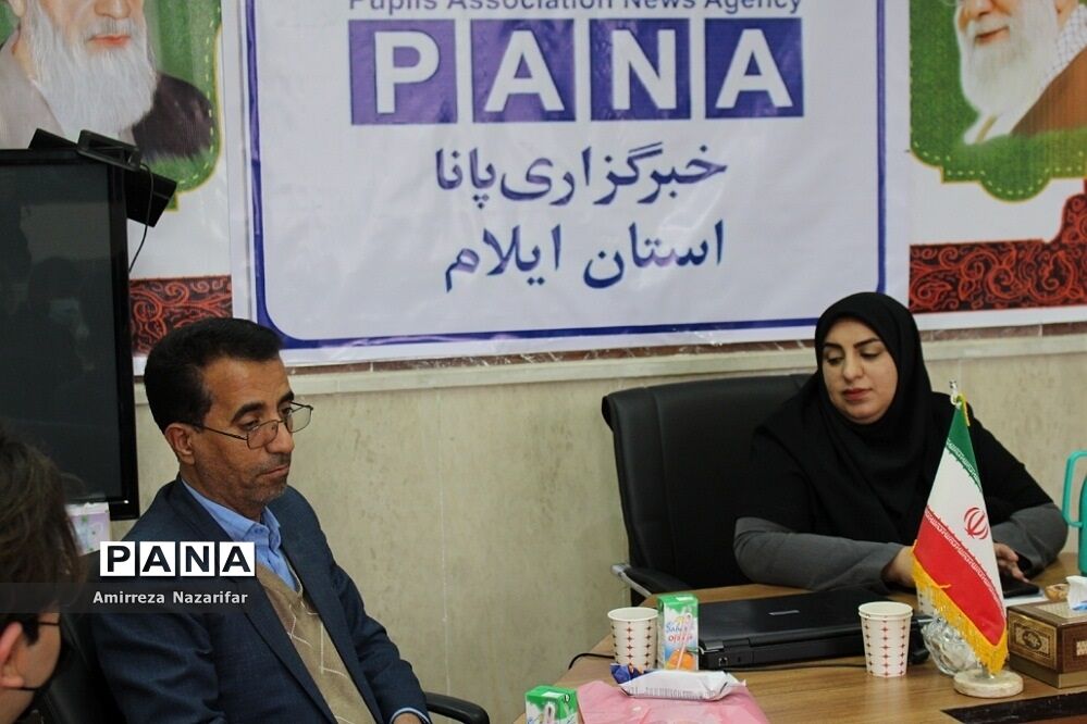 اولین میزگرد دانش‌آموزخبرنگاران پانا در ایلام