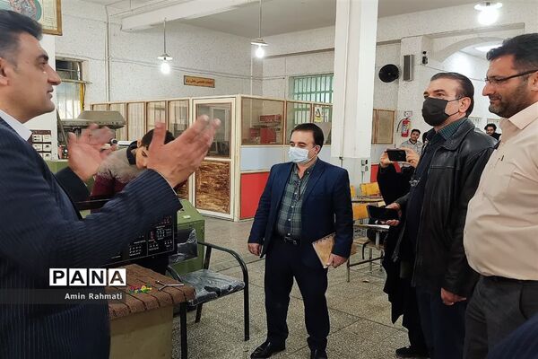 بازدید مدیران هنرستان‌ها از هنرستان ماندگار و نمونه دولتی طالقانی