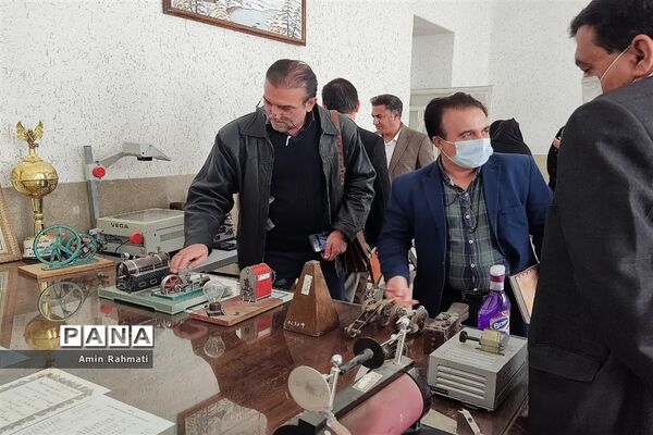 بازدید مدیران هنرستان‌ها از هنرستان ماندگار و نمونه دولتی طالقانی