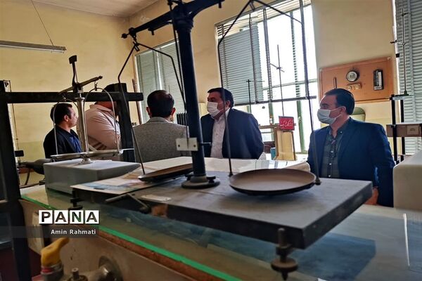 بازدید مدیران هنرستان‌ها از هنرستان ماندگار و نمونه دولتی طالقانی