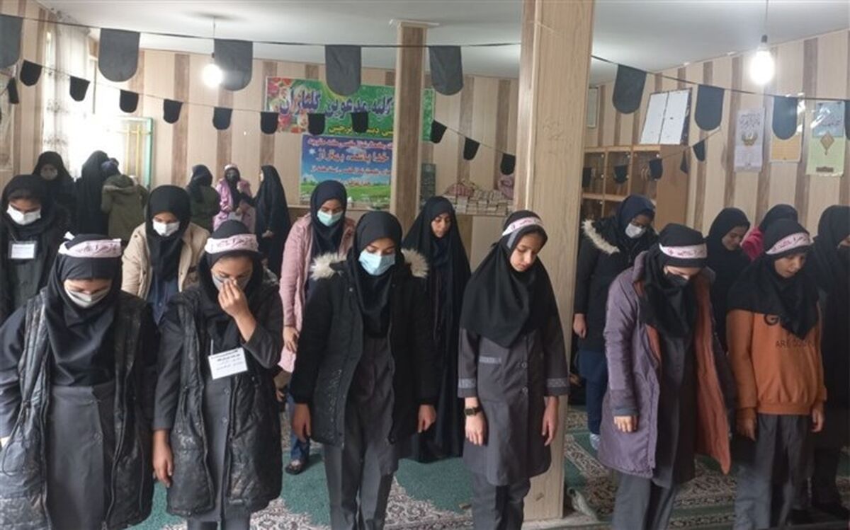 نماز جماعت، نمادی از مظهر اتحاد و پیروی از اهل بیت است