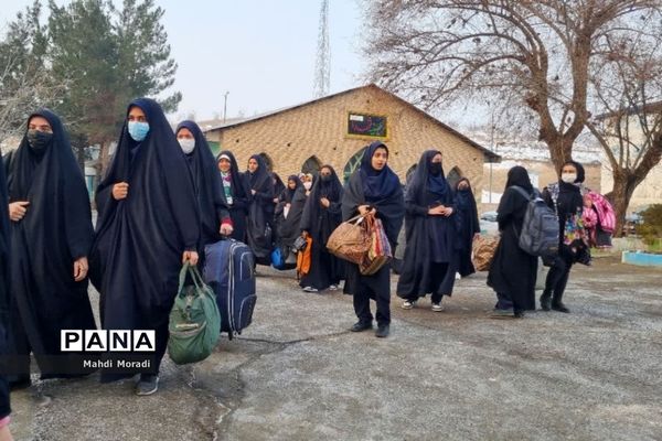اعزام ۲۴۰ دانش‌آموز دختر دماوند به مناطق عملیاتی جنوب کشور
