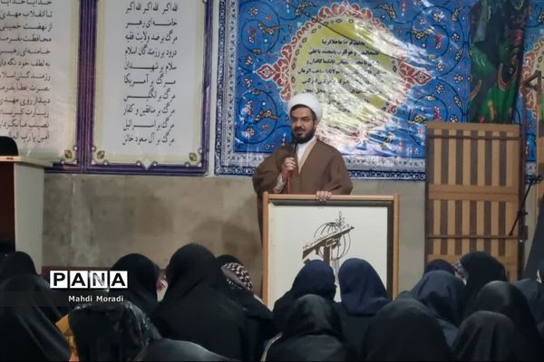 اعزام ۲۴۰ دانش‌آموز دختر دماوند به مناطق عملیاتی جنوب کشور