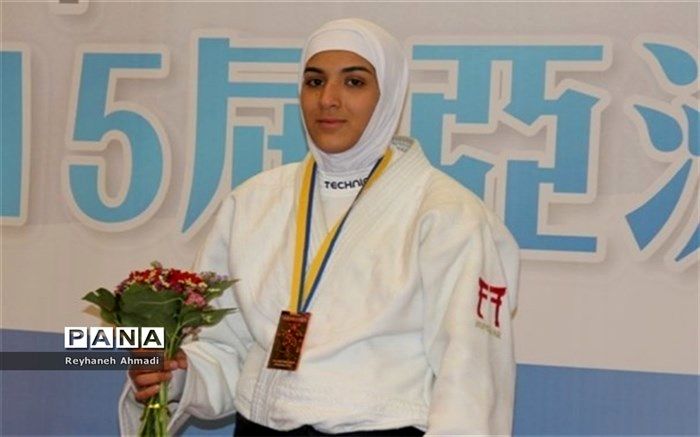 حجاب مانع موفقیت نیست