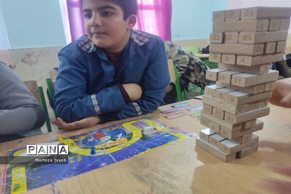 کلاس بازی و نشاط در دبستان ولی محمدی صفادشت