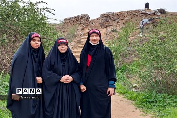 تجدید بیعت دانش‌‌‌آموزان ملارد با شهدا در فتح‌المبین