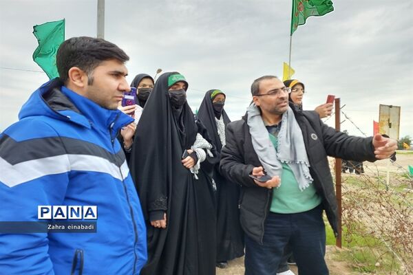 تجدید بیعت دانش‌‌‌آموزان ملارد با شهدا در فتح‌المبین