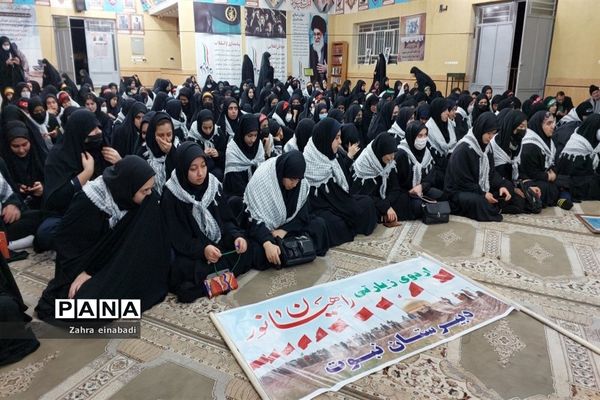 تجدید بیعت دانش‌‌‌آموزان ملارد با شهدا در فتح‌المبین