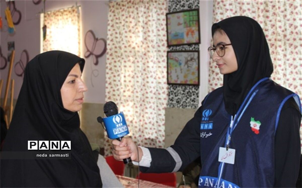 تجلیل از مادران شهدا همزمان با سراسر کشو در کانون  فرهنگی آموزشی کرمانشاه