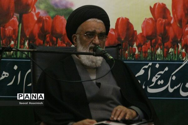 تجدید عهد خادمان فرهنگی قم با آستان مقدس بانوی کرامت